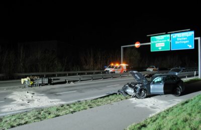 84. Sperrung A4 ab Herblingen Richtung Thayngen nach Verkehrsunfall, A4 Höhe Herblingermarkt